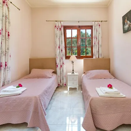 Villa Kyklamino Ieromonachos
