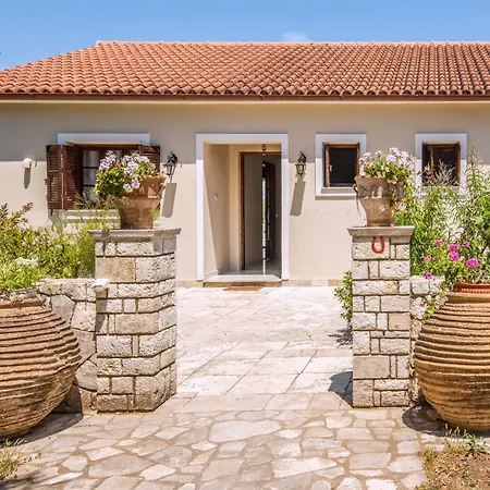 Kyklamino Villa Ieromonachos